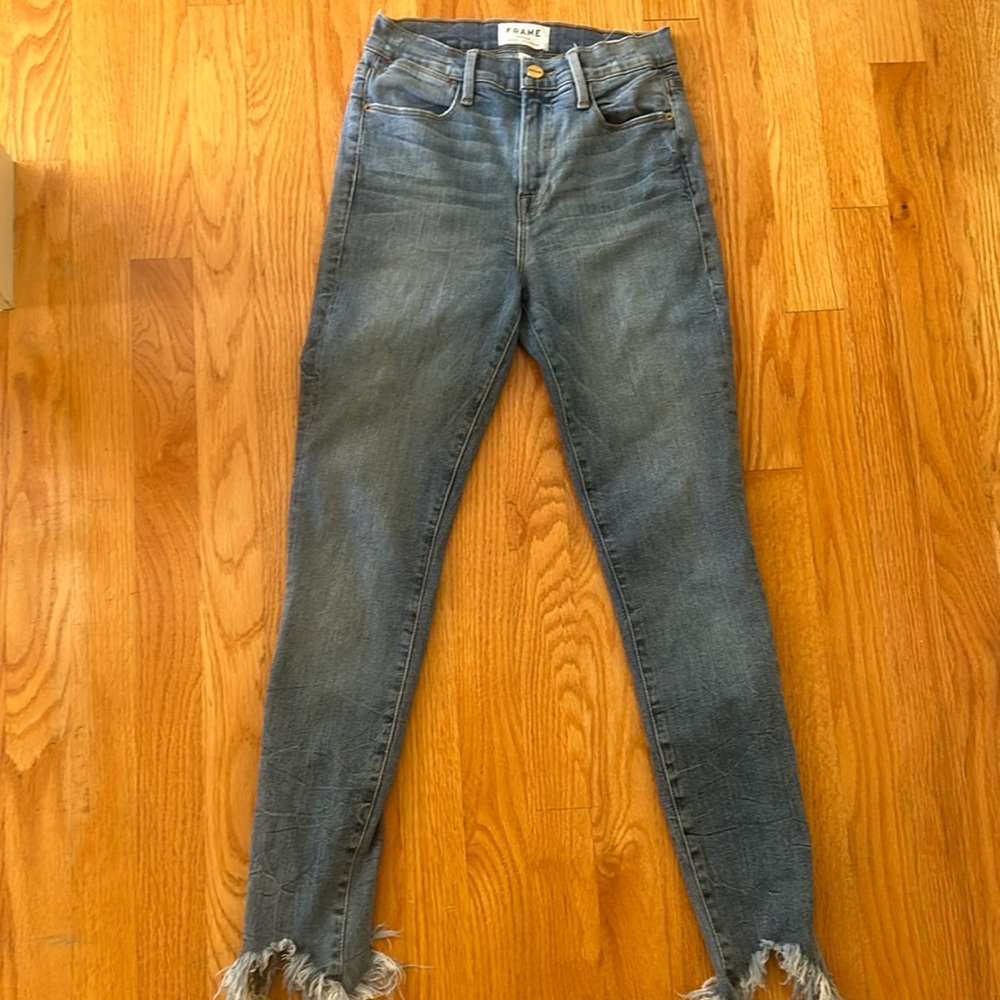 Frame “le high skinny” blue jean